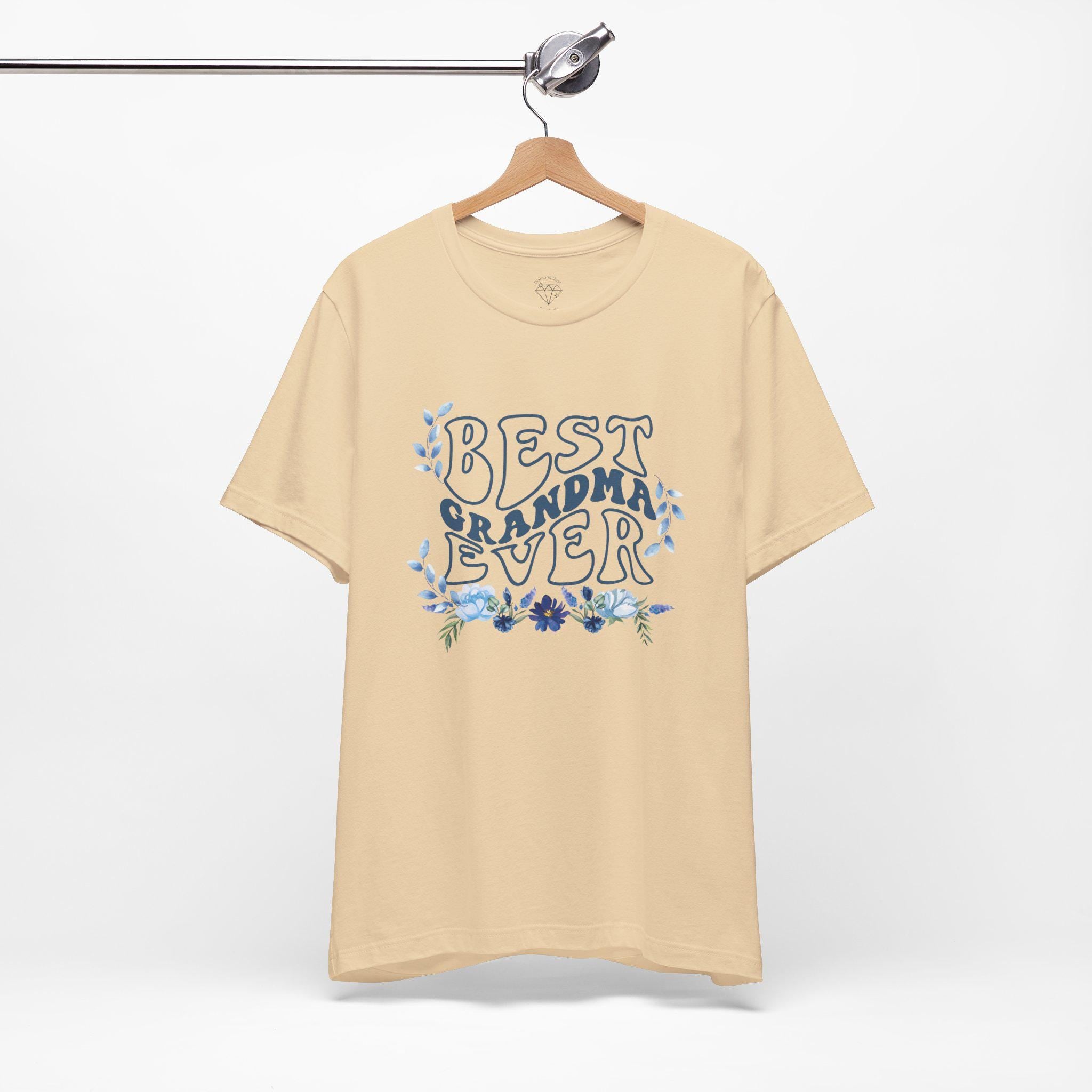 Best Grandma Ever Tee, Gift for Grandma, Mothers Day Tee, Floral Design Short Sleeve Shirt, Family Celebration Apparel